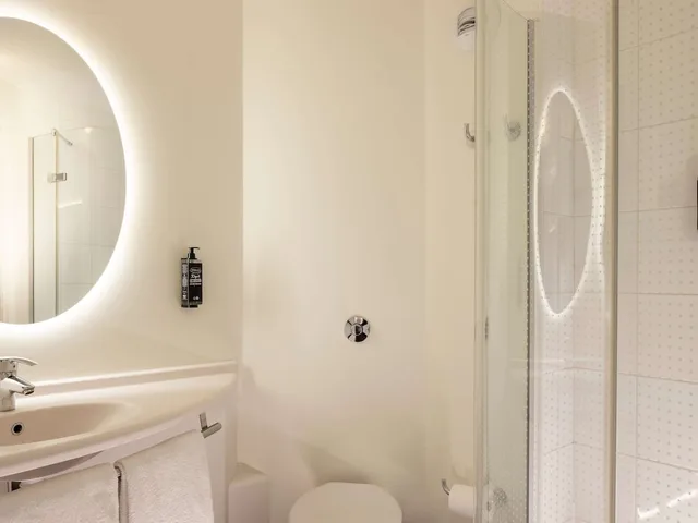 غرفة قياسية بسرير مزدوج مع أريكة، Ibis Marseille Centre Euromed 6/7