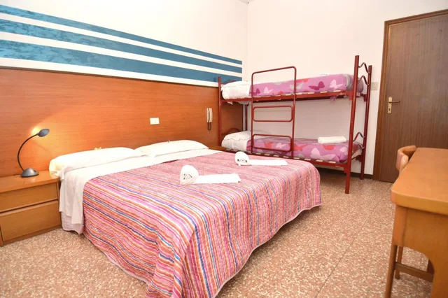 غرفة عائلية، Hotel Edera 3/6