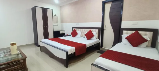 غرفة رباعية بسريرين كينج، Hotel Jigyasa Palace 1/3