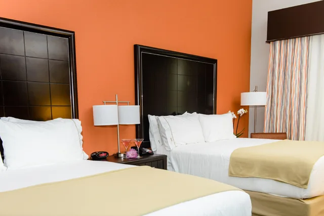 غرفة بسريرين كوين لذوي الإعاقة، Holiday Inn Express Suites Austin Nw Arboretum Area 2/2