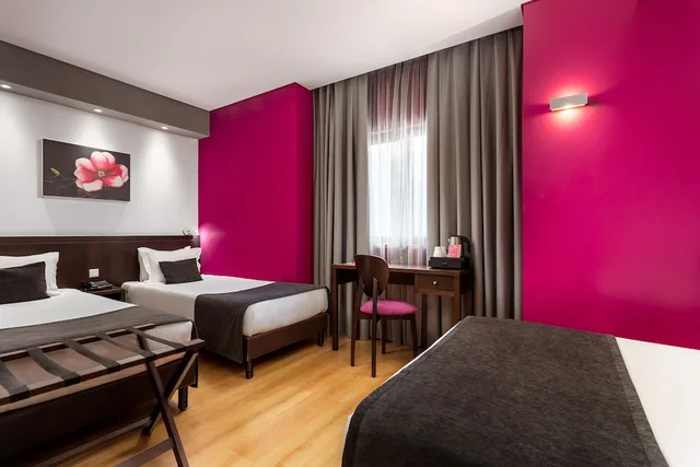 غرفة عائلية بسرير مزدوج وسريرين منفصلين، Hotel Luena 8/12