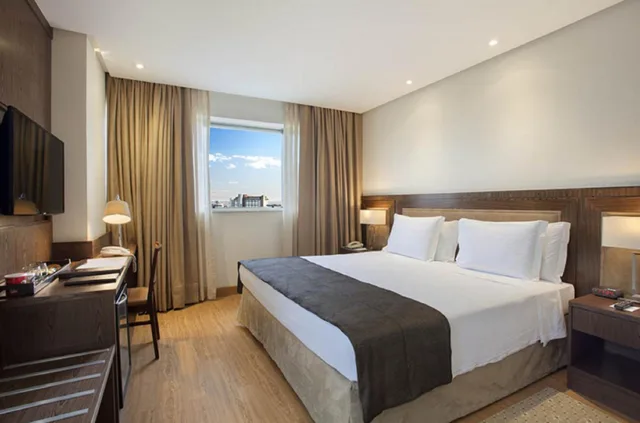 Luxury, King Bed, Windsor Brasilia Hotel 2/3