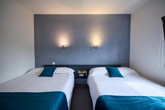 غرفة رباعية، Hotel Eco - A75 2/10