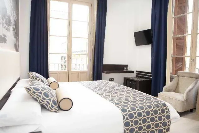 غرفة، Hotel Soho Malaga 1/6