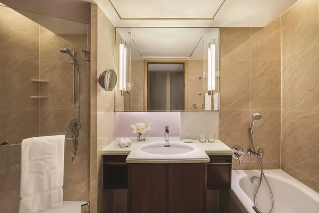 غرفة كلوب بسرير كينج، Shangri-La Changchun 4/4