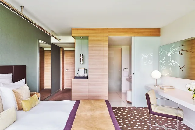 غرفة ديلوكس بسرير مزدوج، Barriere Lille Hotel 2/6
