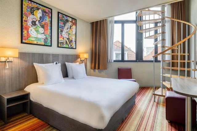 دوبلكس بسرير فردي، Hotel Alma Grand Place 3/10