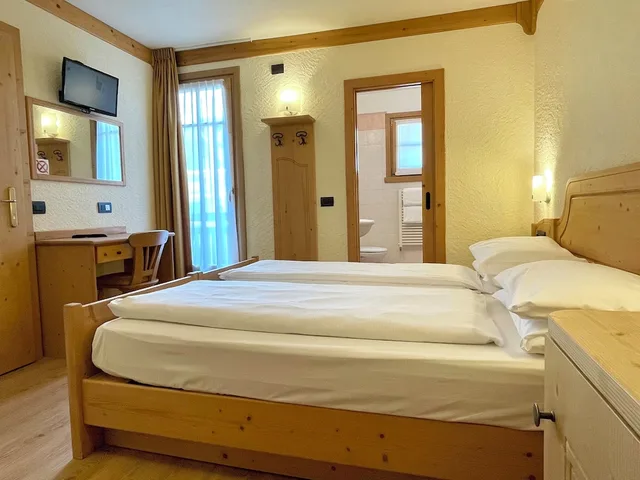 غرفة بسرير مزدوج، Helvetia 7/10
