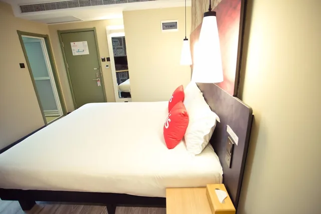 Ibis Xuzhou East Huaihai Road Hotel، Yunlong 22/41