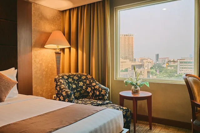 Deluxe Twin, Horison Ultima Menteng Jakarta 4/6