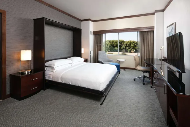 جناح تنفيذي بسرير كينج، Hilton Minneapolis Bloomington 1/4