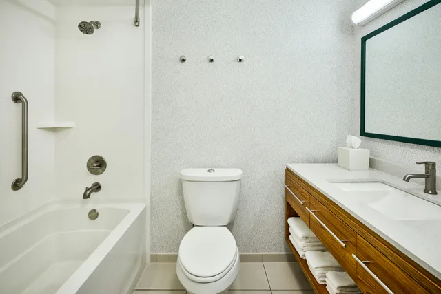 غرفة بسرير كينج لذوي الإعاقة، Home2 Suites By Hilton Rapid City 3/9