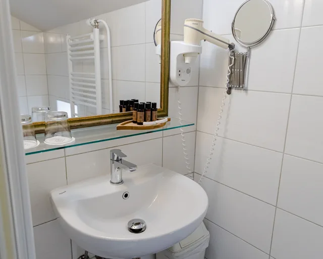 Room, Double Bed, Attic، Hotel Piran 7/9