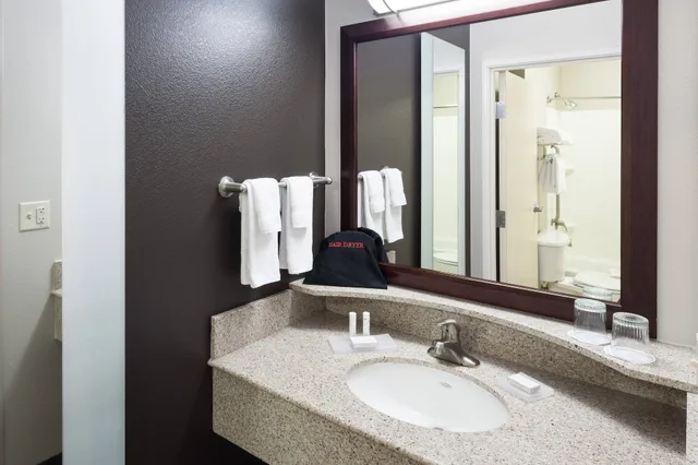 جناح بسرير كينج مع أريكة، Springhill Suites By Marriott Portland Vancouver 4/9