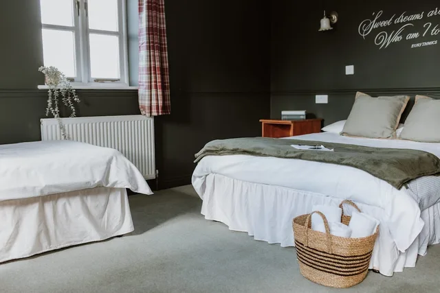 جناح بسرير مزدوج وسرير فردي، The Lugger Inn 2/8