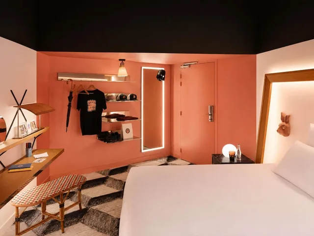 Large Mama, Queen Bed، Mama Shelter Toulouse 7/10