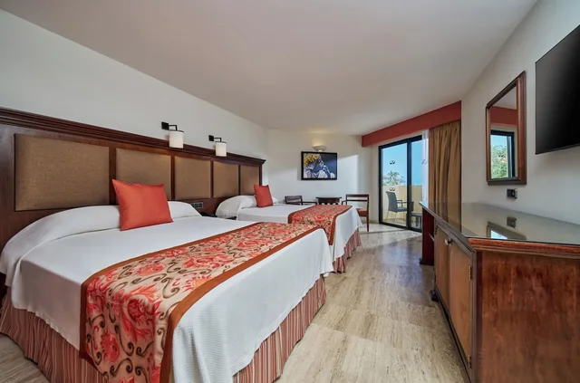 Deluxe, King Bed, Ocean Front، Grand Palladium Vallarta Resort Spa All Inclusive 5/10
