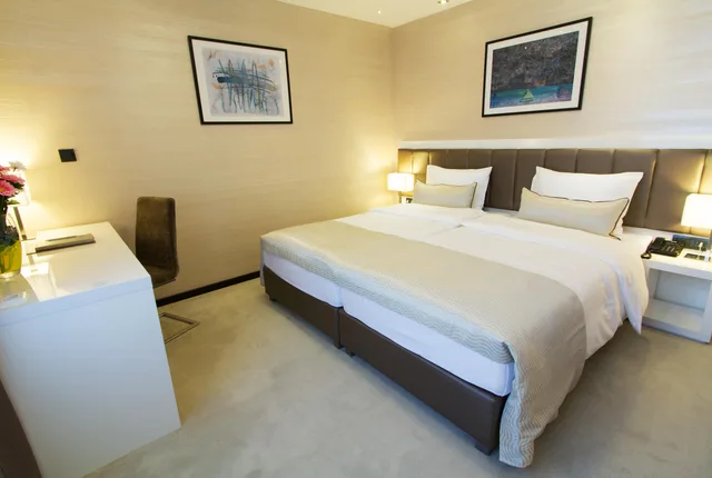 جناح، Heritage Hotel 1/3