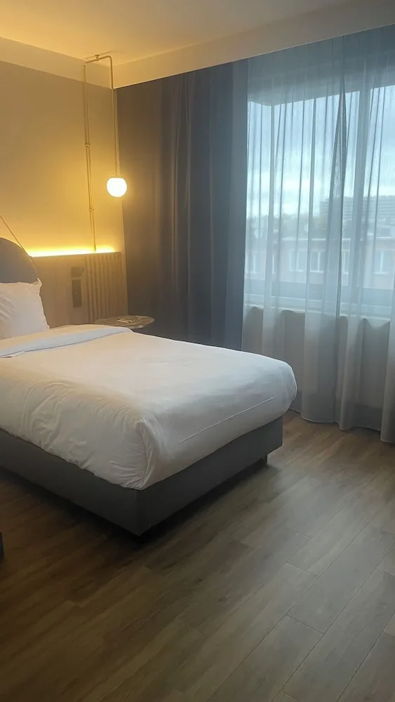 غرفة ديلوكس مفردة، The Belson Brussels, a Tribute Portfolio Hotel 4/8