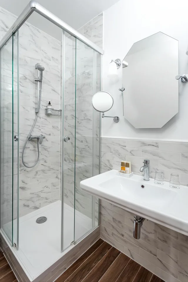 غرفة ثلاثية، Ambra Hotel 8/9