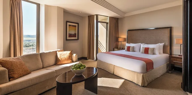 Avani, Superior, King Bed, Avani Lesotho Hotel & Casino 4/10