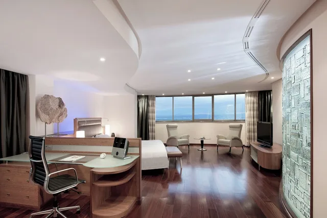 The Level, Penthouse Suite, King Bed، Melia Valencia Palacio de Congresos Formely Hilton Valencia 3/10