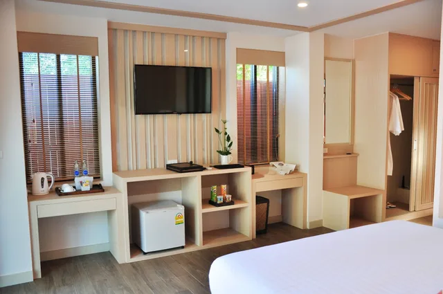 Room, Double Bed, Beach Front, Pool Access، Lanta Sand Resort And Spa 9/10