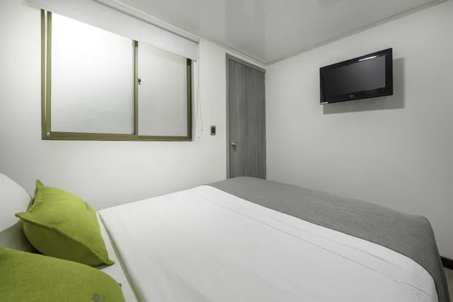 غرفة قياسية بسرير كوين بحمام خاص، Ayenda 1024 Agora Inn 2/4