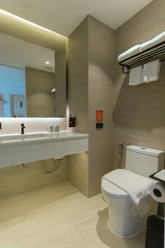 غرفة عائلية بسرير كينج وأسرّة بطابقين، PAAK Hotel Suvarnabhumi 8/8