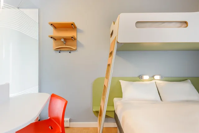 غرفة قياسية بسرير بطابقين، Hotel Ibis Budget Bamberg 1/7