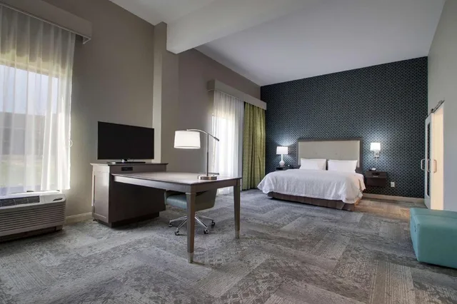 استوديو بسرير كينج مع أريكة لذوي الإعاقة، Hampton Inn Suites Knightdale Nc 2/6