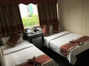 Standard, Triple, Seasons Hotel - Tsim Sha Tsui 2/2