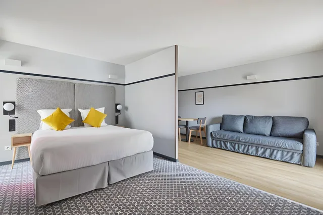 جناح جونيور بسرير مزدوج مع أريكة، Appart'hotel Odalys City - Lyon Centre Confluence 1/2