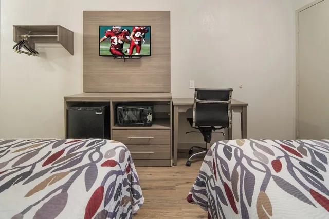 غرفة قياسية بسريرين مزدوجين، Red Roof Inn Fort Worth south 2/7