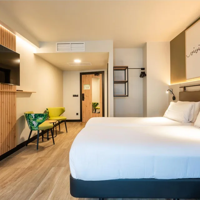 غرفة سوبيريور ثلاثية بسرير مزدوج، Hotel Bed4U Zurriola 6/10