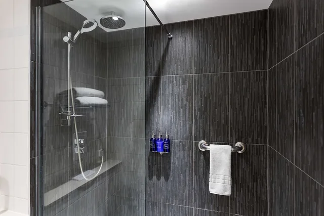 Premium, Radisson Blu Hotel London Stansted Airport 4/4