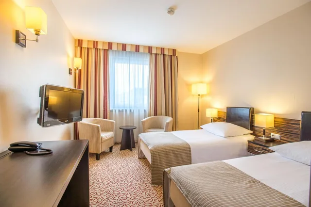 غرفة بسريرين منفصلين، Qubus Hotel Kielce 2/6