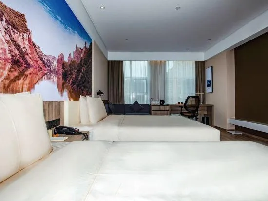 Wooden, Twin Beds، Atour Hotel Yuyang West Road 2/2