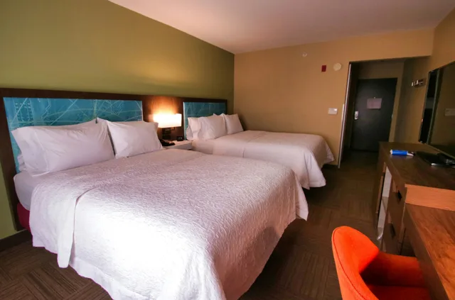 غرفة بسريرين كوين لذوي الإعاقة، Hampton Inn & Suites Jacksonville - Beach Boulevard/Mayo Clinic Area 3/10
