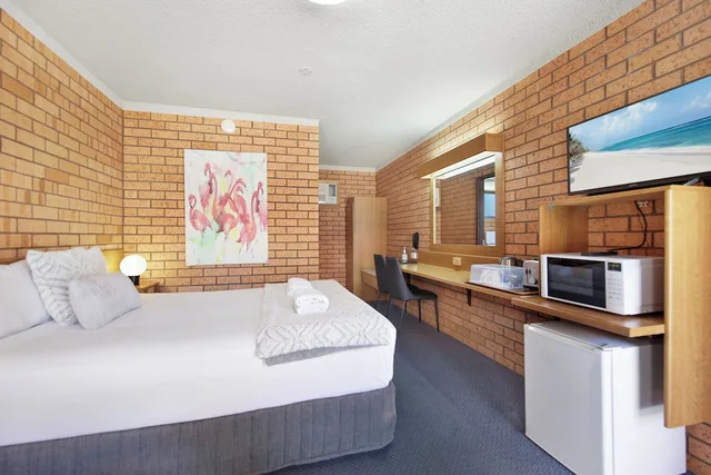 غرفة قياسية بسرير كوين لذوي الإعاقة، ROYAL PALMS MOTOR INN 1/9