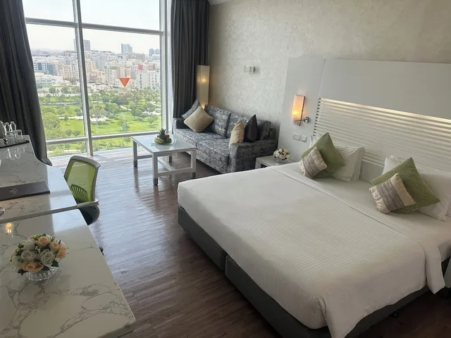 Prima Deluxe، Holiday Villa Hotel and Residence City Centre Doha 1/4
