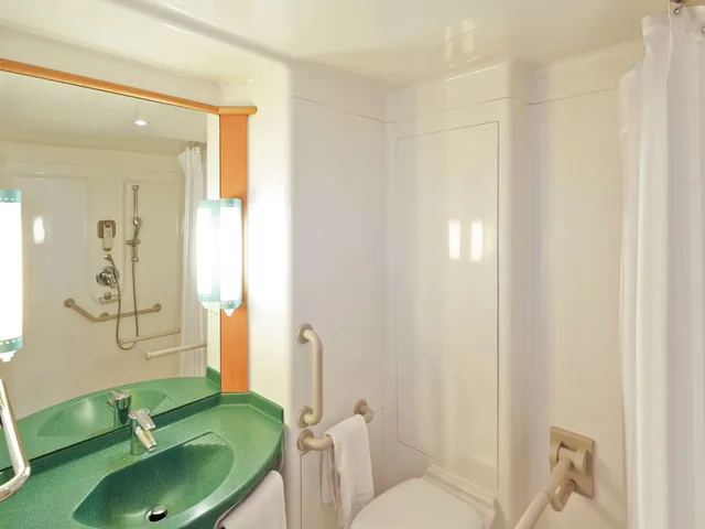غرفة بسريرين منفصلين، ibis Reading Centre 6/6