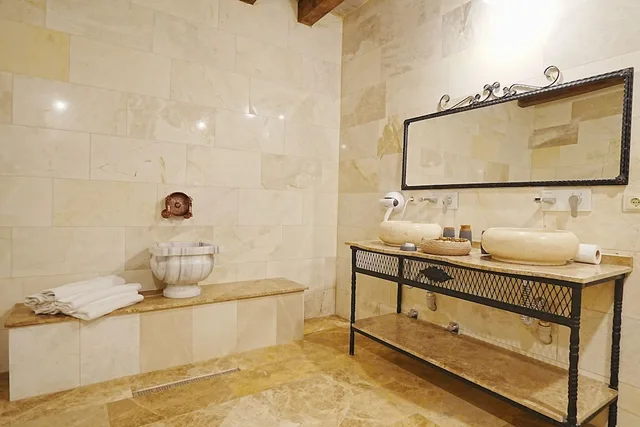 غرفة ديلوكس ثلاثية بسرير كينج وسرير فردي، Kayra cave suites 10/10