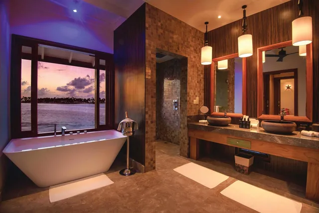 Water Villa, with Pool، OBLU SELECT at Sangeli 4/4