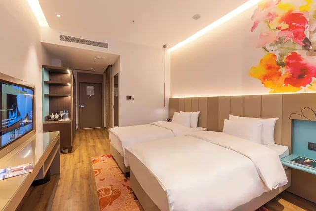 غرفة قياسية بسريرين منفصلين بإطلالة على القناة، Wellness Park Hotel Turon 3/5