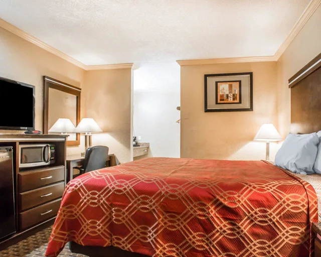 غرفة قياسية بسرير كوين، Rodeway Inn Lemon Grove San Diego East 1/8