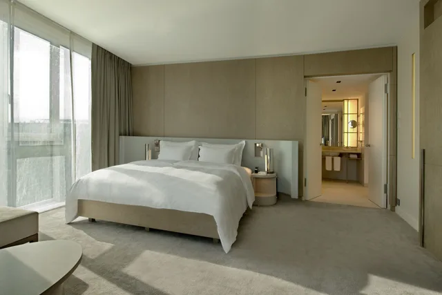 جناح تنفيذي بسرير كينج، The Ritz-Carlton Wolfsburg 3/10
