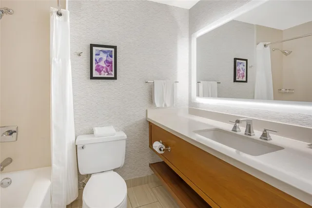Room, 2 Queen Beds, Skyline View, High Floor، DoubleTree by Hilton Hotel Spokane City Center 3/5
