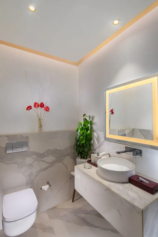 جناح رئاسي بسرير كينج، Sandal Suites Op. By Lemon Tree Hotels 2/3