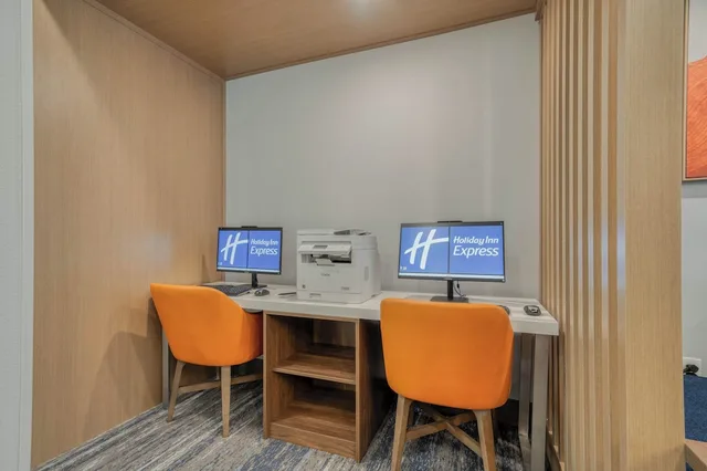 Holiday Inn Express & Suites Tyler South - University Area by IHG، تايلر 39/50
